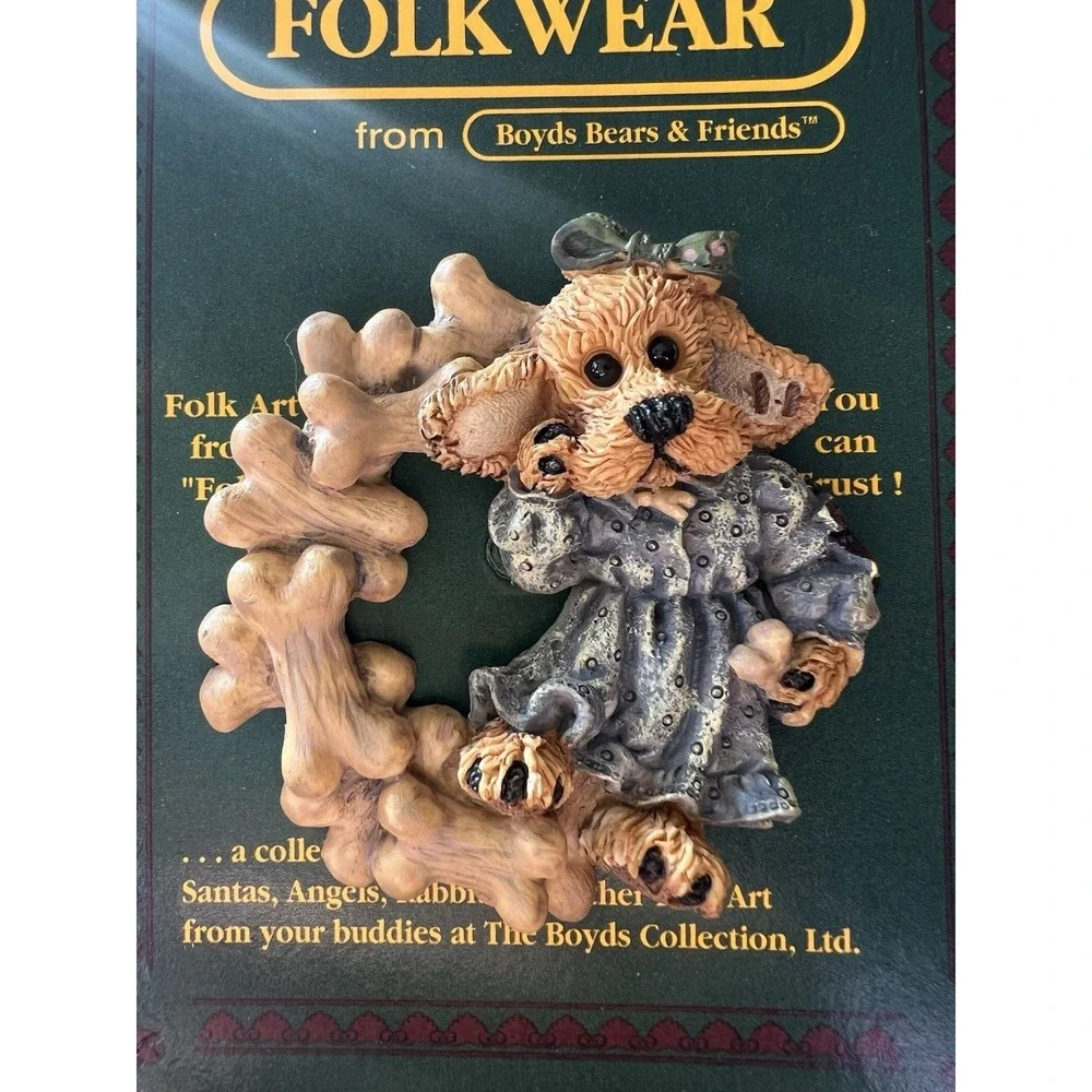 1995 Boyds Bears & Friends Folkwear Betty Biscuit Snacktime Puppy Dog Pin Brooch